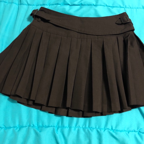 Beautiful black mini skirt - Picture 6 of 7